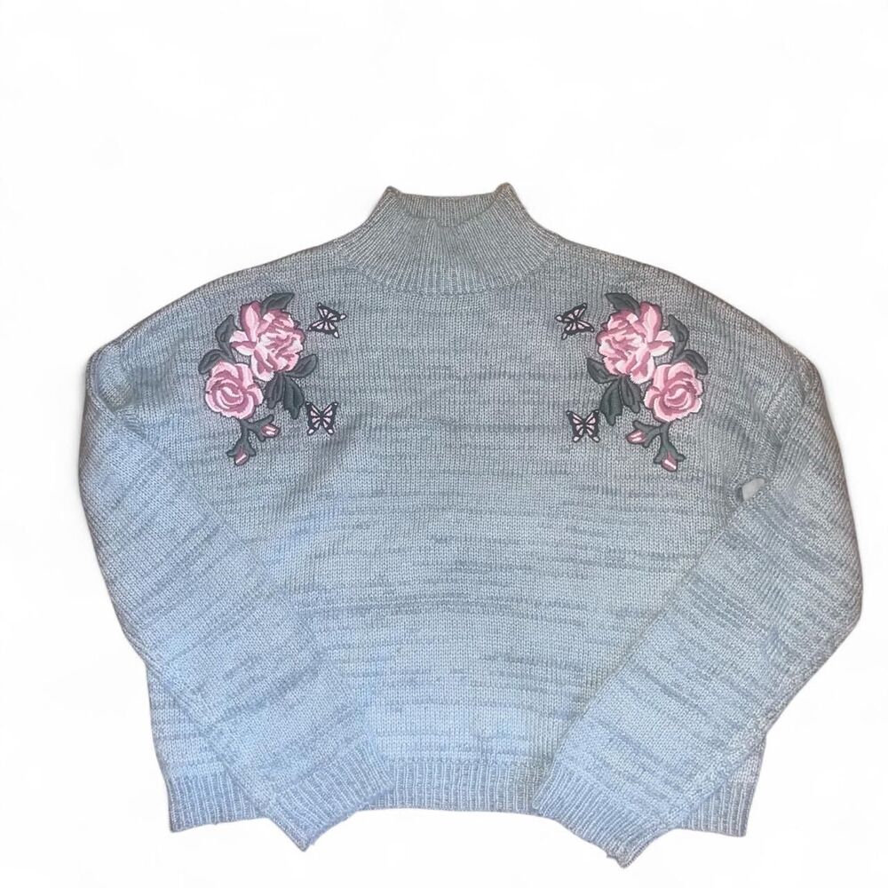 Cloud Chaser Women's Gray Embroidered Floral Knit Sweater SZ M